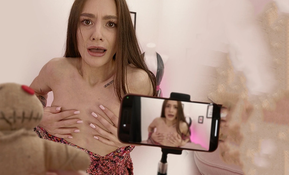 Озлобленный помощник издевается над киской инфлюенсера Мэтти Мила