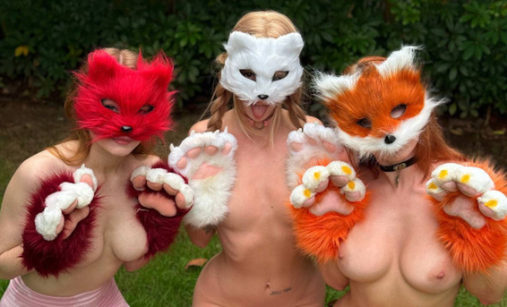 Белая кошечка-квадробер Арина Фокс мурлыкает на члене своего хозяина