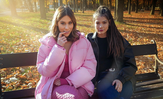 Чешский пикапер подкатил яйца к Эмбер Слэш на глазах у ее девушки